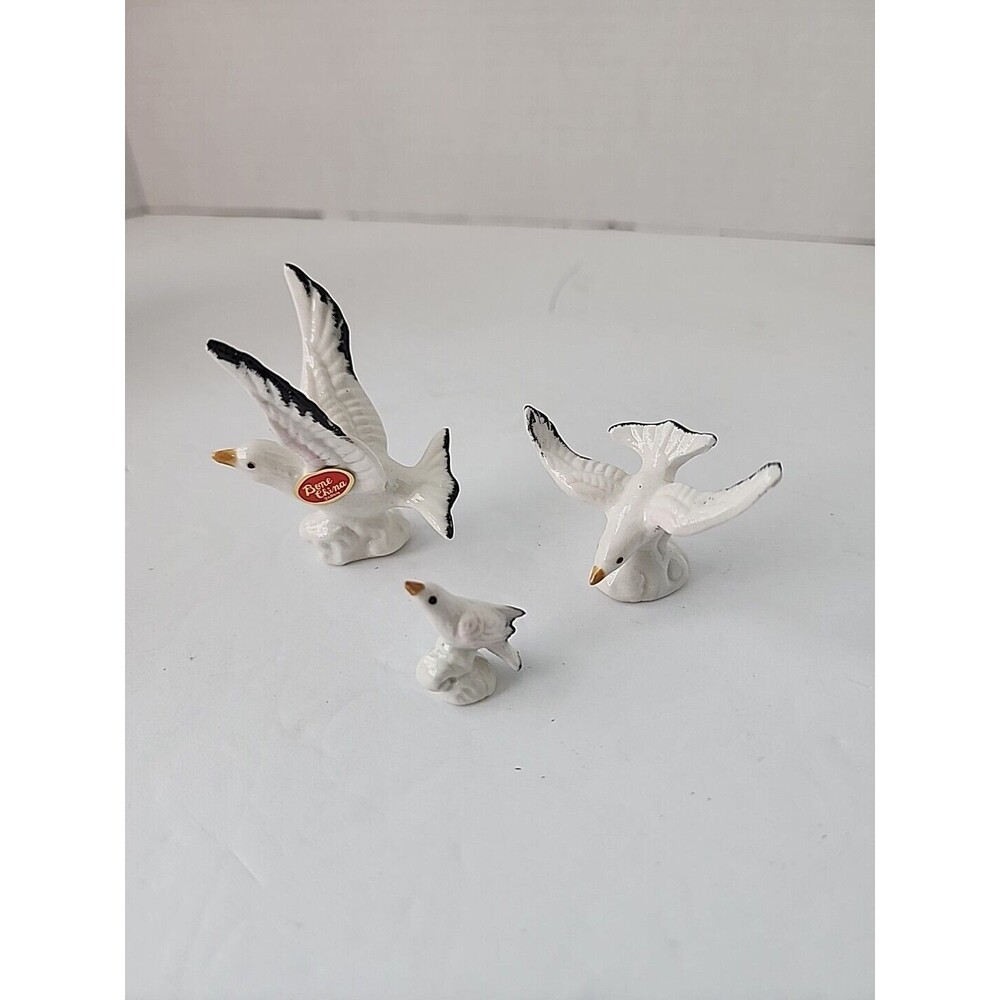 Miniature Sea Gull Family Figurines Bone China Made in Japan NIB Vintage